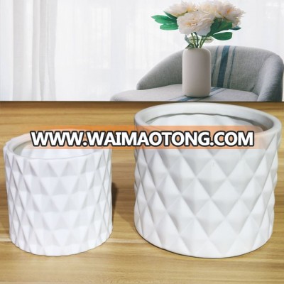 wholesale emboss white ceramic candle jar